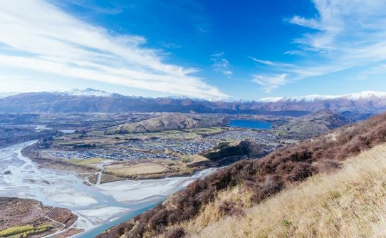 8 Top Reasons visit Queenstown Arrowtown October Accommodation Apartments Trip Holiday Vacation.jpg