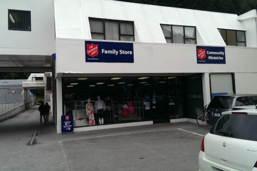 Shopping Queenstown Salvation Army Famil Store Spinnaker Bay
