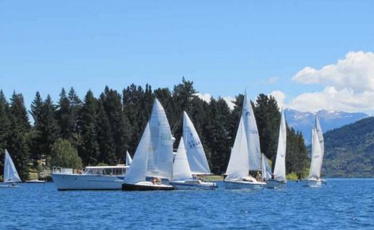 Sailing on Lake Wakatipu Water Sports Spinnaker Bay Apartments Accommodation